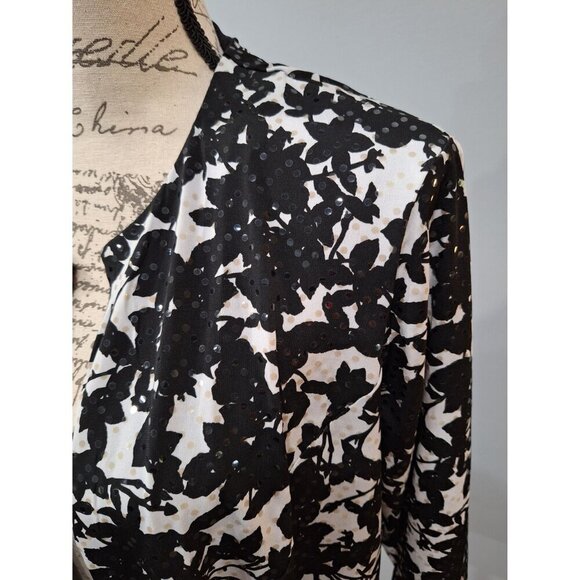 EUC Dressbarn Collection Black and White Floral Cover-up Jacket/Size 14 - Picture 5 of 7